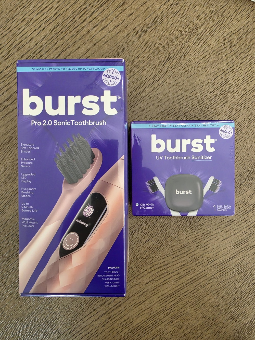 Toothbrush And Uv Sanitzer